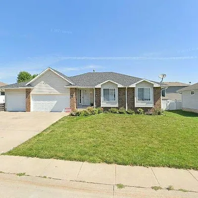 508 Eagle Ln, Underwood, IA 51576