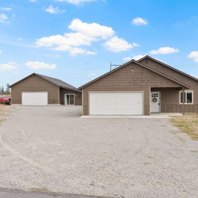 517 Solar Rd, Oldtown, ID 83822