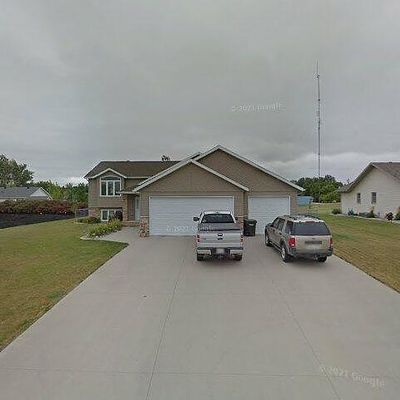 5201 18 Th St N, Moorhead, MN 56560