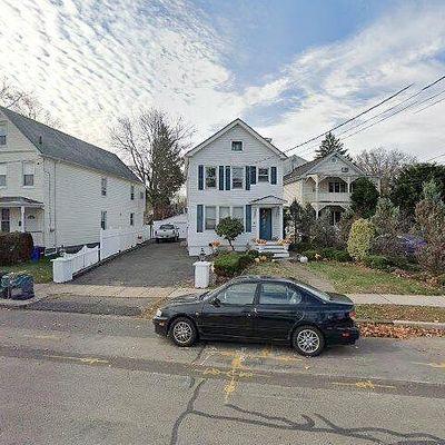 582 Hamilton St, Rahway, NJ 07065