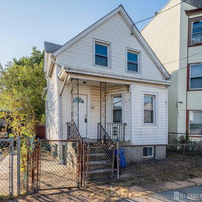 589 Elizabeth St, Perth Amboy, NJ 08861