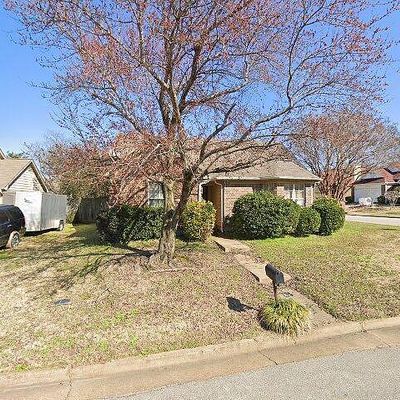 5890 Hickory Cmns, Memphis, TN 38141