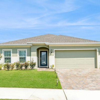 592 Jupiter Beach Rd, Groveland, FL 34736