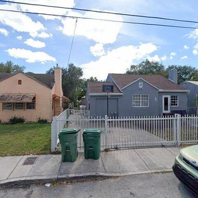 61 Nw 52 Nd St, Miami, FL 33127