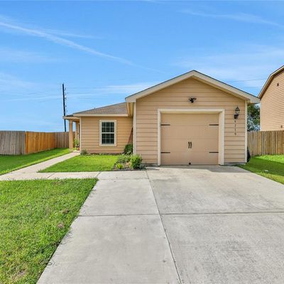 6119 Coral Cove Rd, Cove, TX 77523