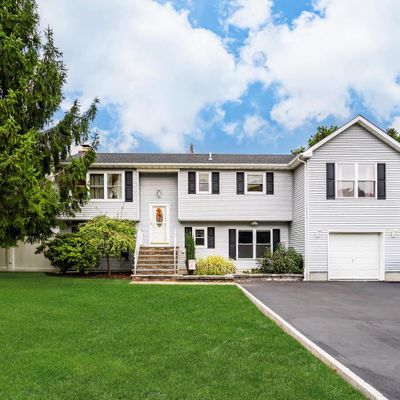 617 8 Th Ave, Toms River, NJ 08757