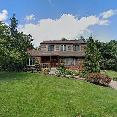 528 Adele Dr, Irwin, PA 15642