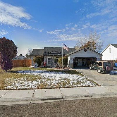 535 N Copper River Dr, Nampa, ID 83651