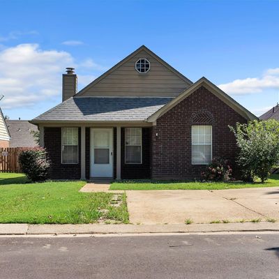 5566 Kayla Dr, Southaven, MS 38671