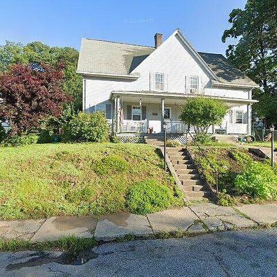 7 Overlook St, Whitinsville, MA 01588