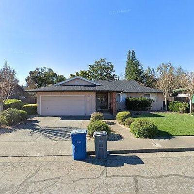 70 Autumn Leaf Dr, Santa Rosa, CA 95409