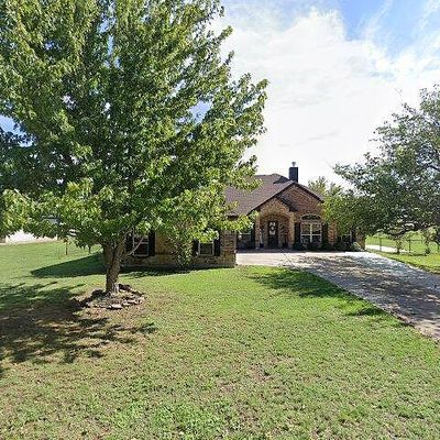 710 Forrest Ln, Joshua, TX 76058