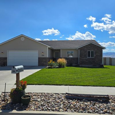 720 S Hillcrest Loop, Malad City, ID 83252