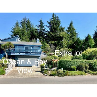 735 Prefontaine Dr, Coos Bay, OR 97420