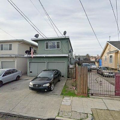 7425 Weld St, Oakland, CA 94621