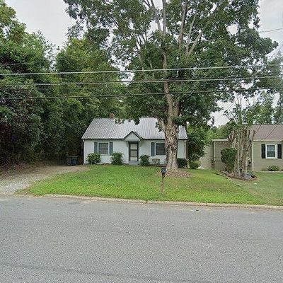 630 Salisbury Rd, Statesville, NC 28677