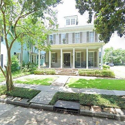 636 Pine St, New Orleans, LA 70118