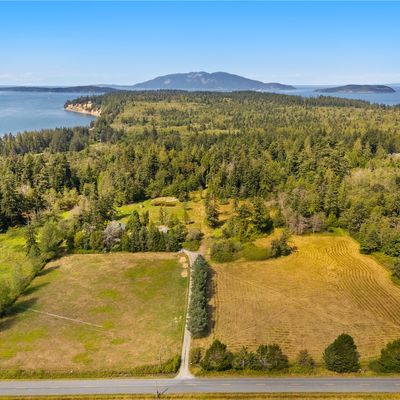 6426 Lux Sit Rd, Anacortes, WA 98221