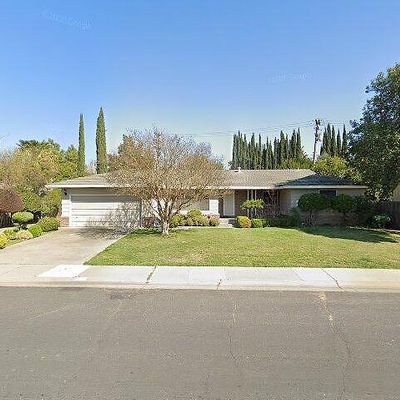 6549 Lake Park Dr, Sacramento, CA 95831