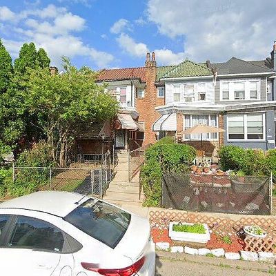 6613 N Gratz St, Philadelphia, PA 19126