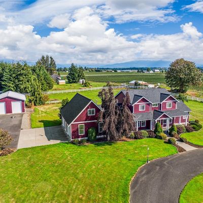 6820 Tranquil Ln, Lynden, WA 98264