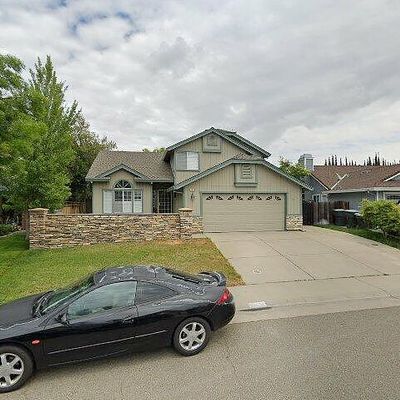 8427 Pastori Way, Sacramento, CA 95828