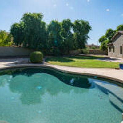 875 S Newport St, Chandler, AZ 85225