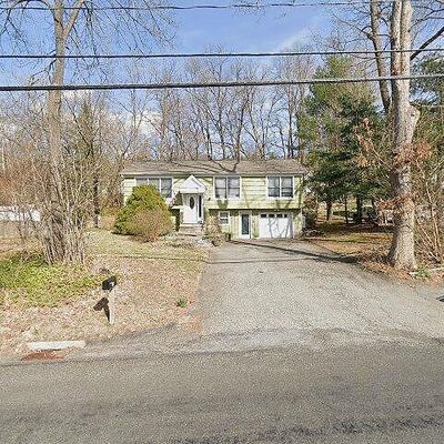 89 Pumpkin Hill Rd, New Milford, CT 06776