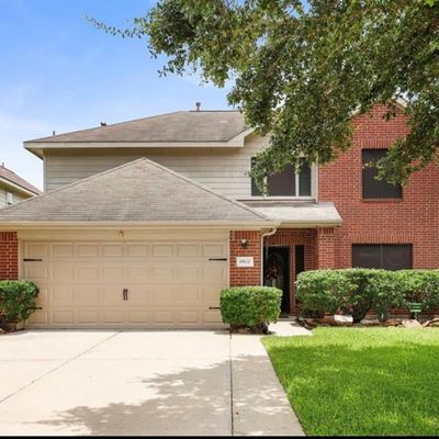 8902 York Hollow Ln, Houston, TX 77044