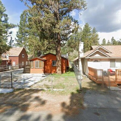 901 Anita Ave, Big Bear City, CA 92314