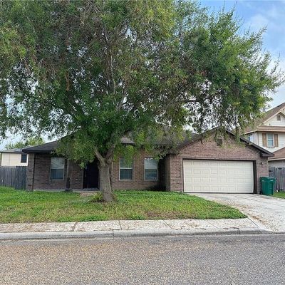 903 E Feather Ave, Pharr, TX 78577