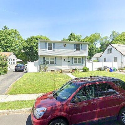 8 Sadowski St, East Brunswick, NJ 08816