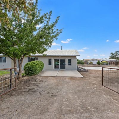 8 Silva Rd, Los Lunas, NM 87031