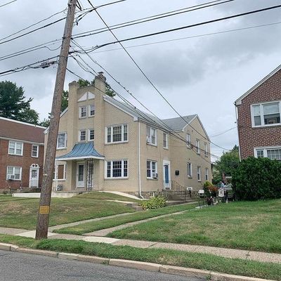 809 Burmont Rd, Drexel Hill, PA 19026