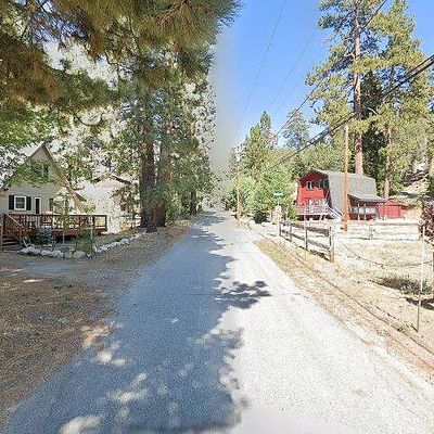 Meadow Ln, Green Valley Lake, CA 92341