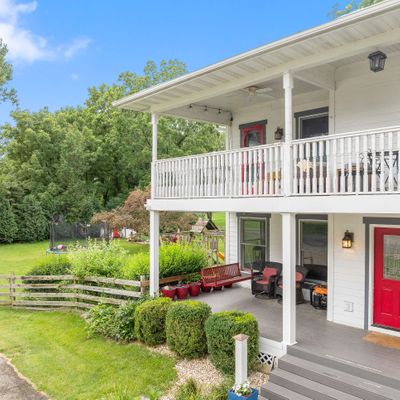 N1525 Grove St, Lake Geneva, WI 53147