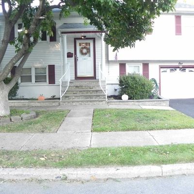 1 Lamker Court, Little Ferry, NJ 07643