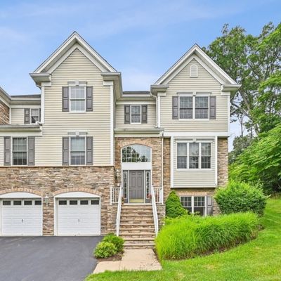 1 Lonergan Ln, West Orange, NJ 07052