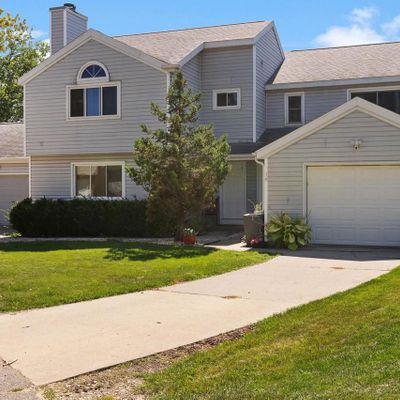 10 Falmouth Ct, Madison, WI 53719