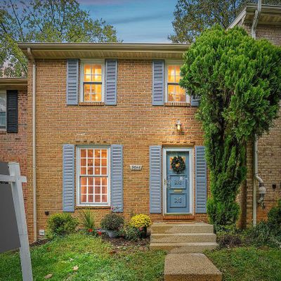 9646 Lindenbrook St, Fairfax, VA 22031