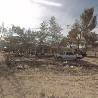 9666 Baker Rd, Lucerne Valley, CA 92356