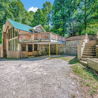 10770 Lakeview Rd, Bon Aqua, TN 37025