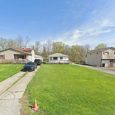 1084 Moneta Ave, Aurora, OH 44202