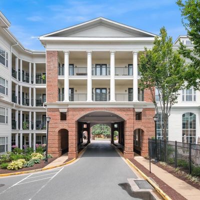 11 Arch Pl #473, Gaithersburg, MD 20878