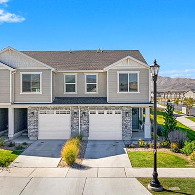 1107 E Trident Dr, Saratoga Springs, UT 84045