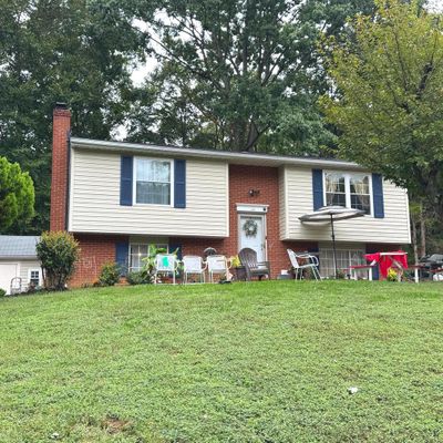 111 Galaxie Dr, Fredericksburg, VA 22407