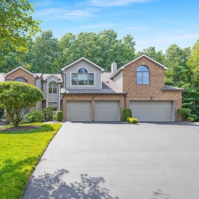 111 Lakeview Dr, Old Tappan, NJ 07675