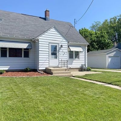 111 Pierce St, Arlington, WI 53911