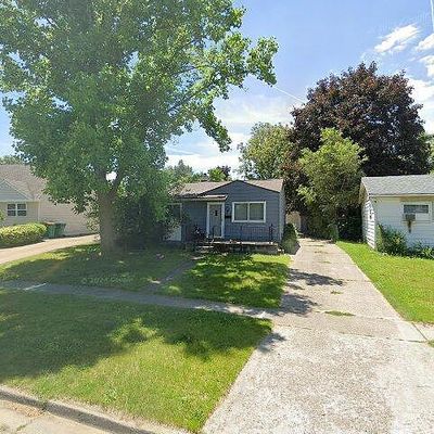 1111 Rambling Rd, Ypsilanti, MI 48198