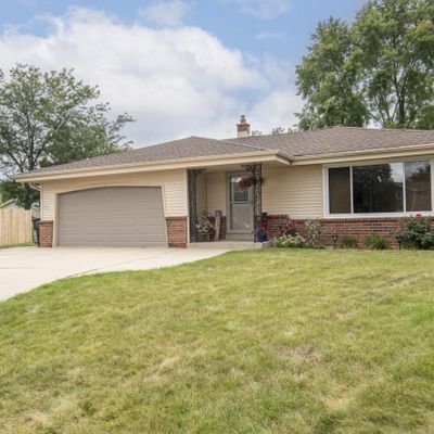 1118 Church Way Court, Mukwonago, WI 53149